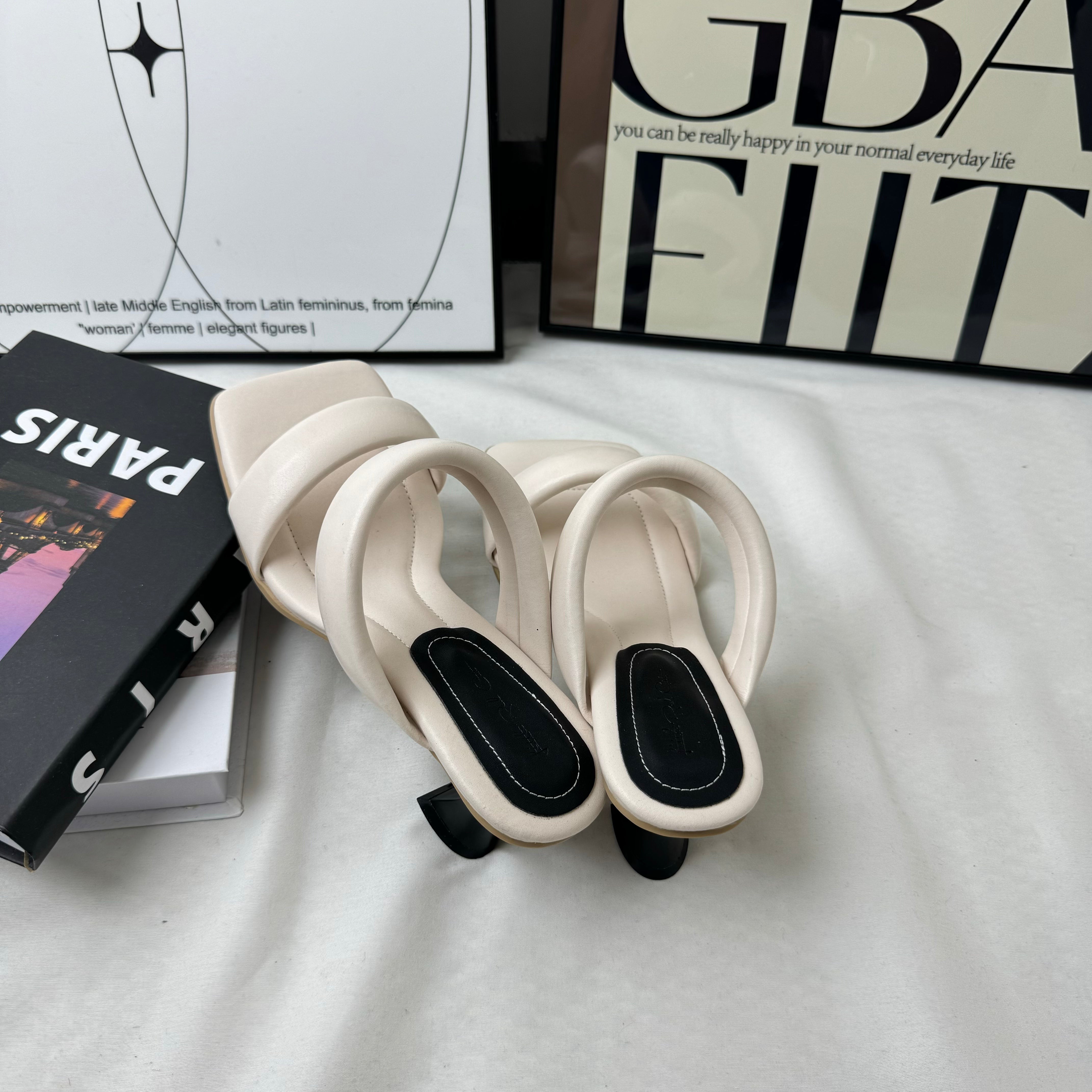 Soft Leather Slip-Resistant Slippers PinTow