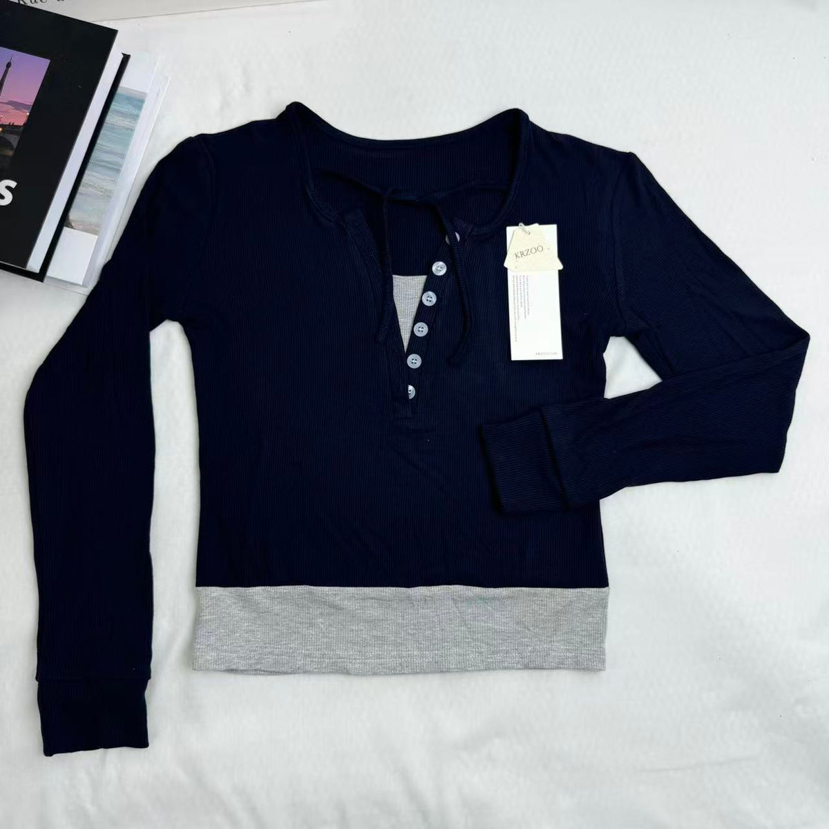 Color-Blocked Faux Two-Piece Long-Sleeved Top PinTow
