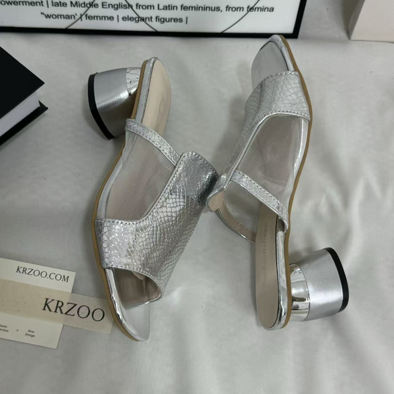 Mesh Chunky Heeled Open-Toe Sandals PinTow