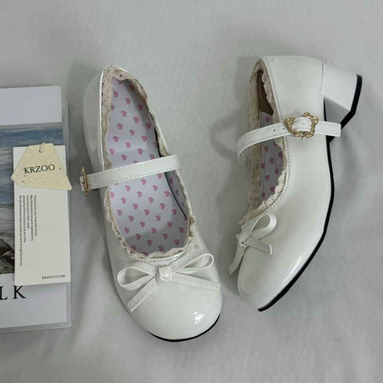 Versatile Low-Cut Bow Shoes