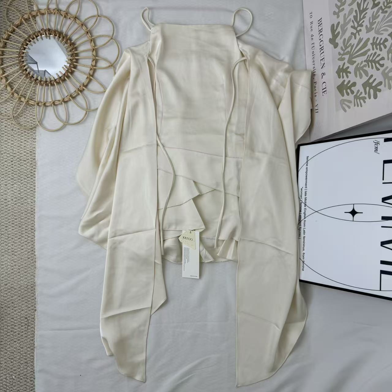 Lace-Covered Shawl-Neck Dress PinTow