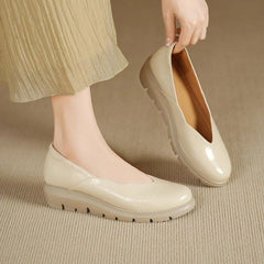 Women Solid Cowhide Leather Casual Flats Shoes Newgew Shoes