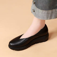 Women Solid Cowhide Leather Casual Flats Shoes Newgew Shoes