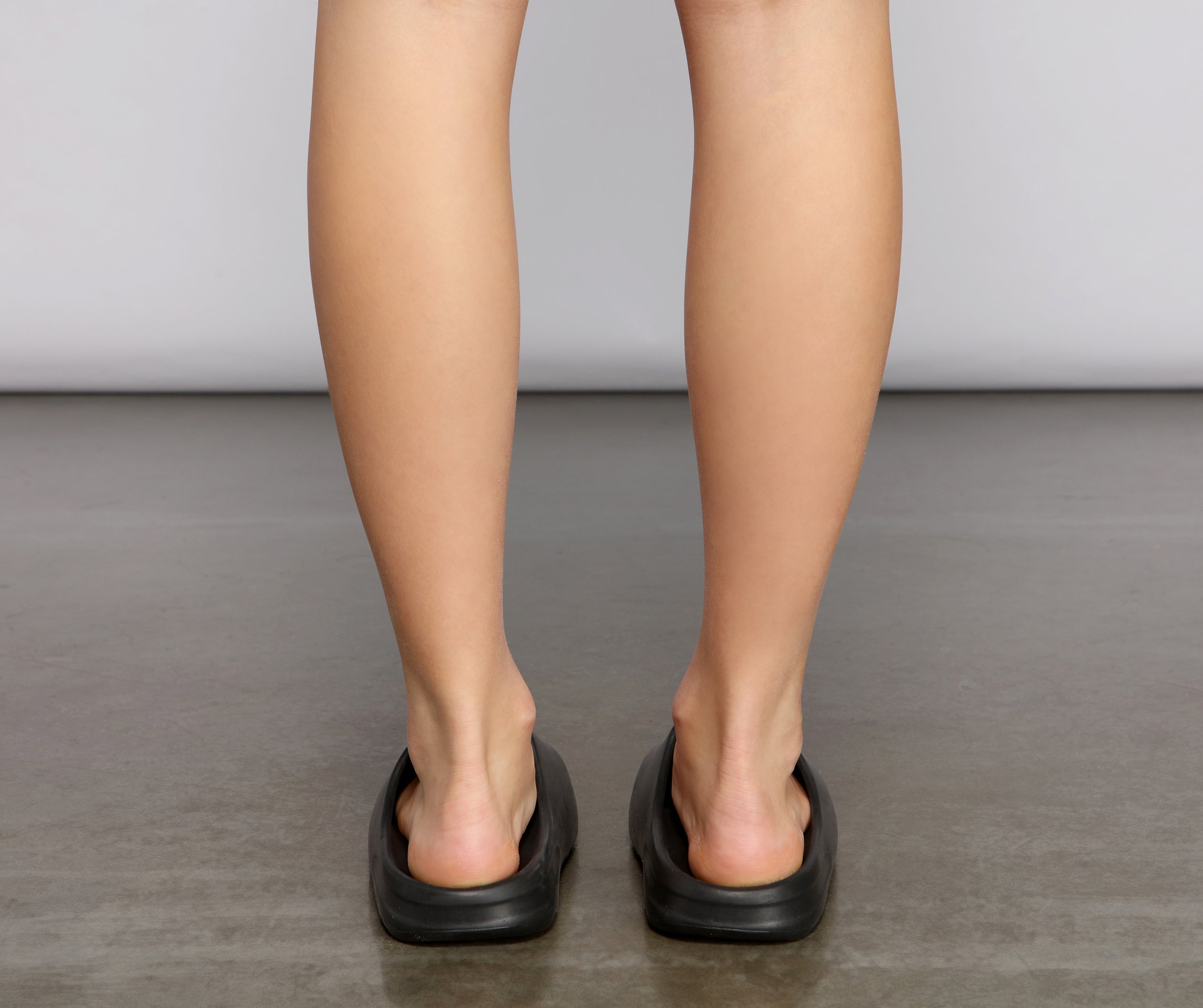 Essential Basic Lug Sole Slides Newgew