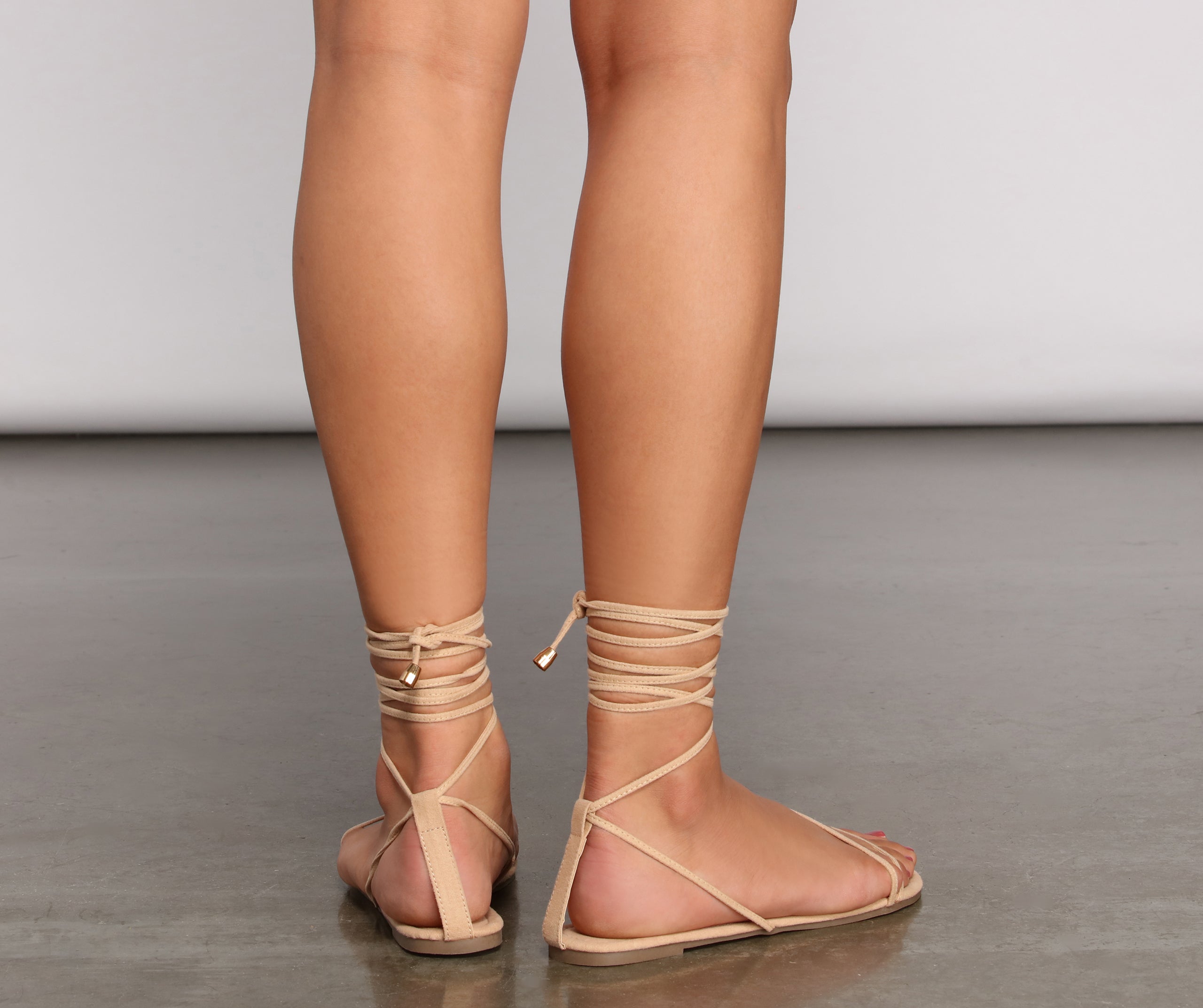 Strappy And Stylish Lace-Up Sandals Newgew