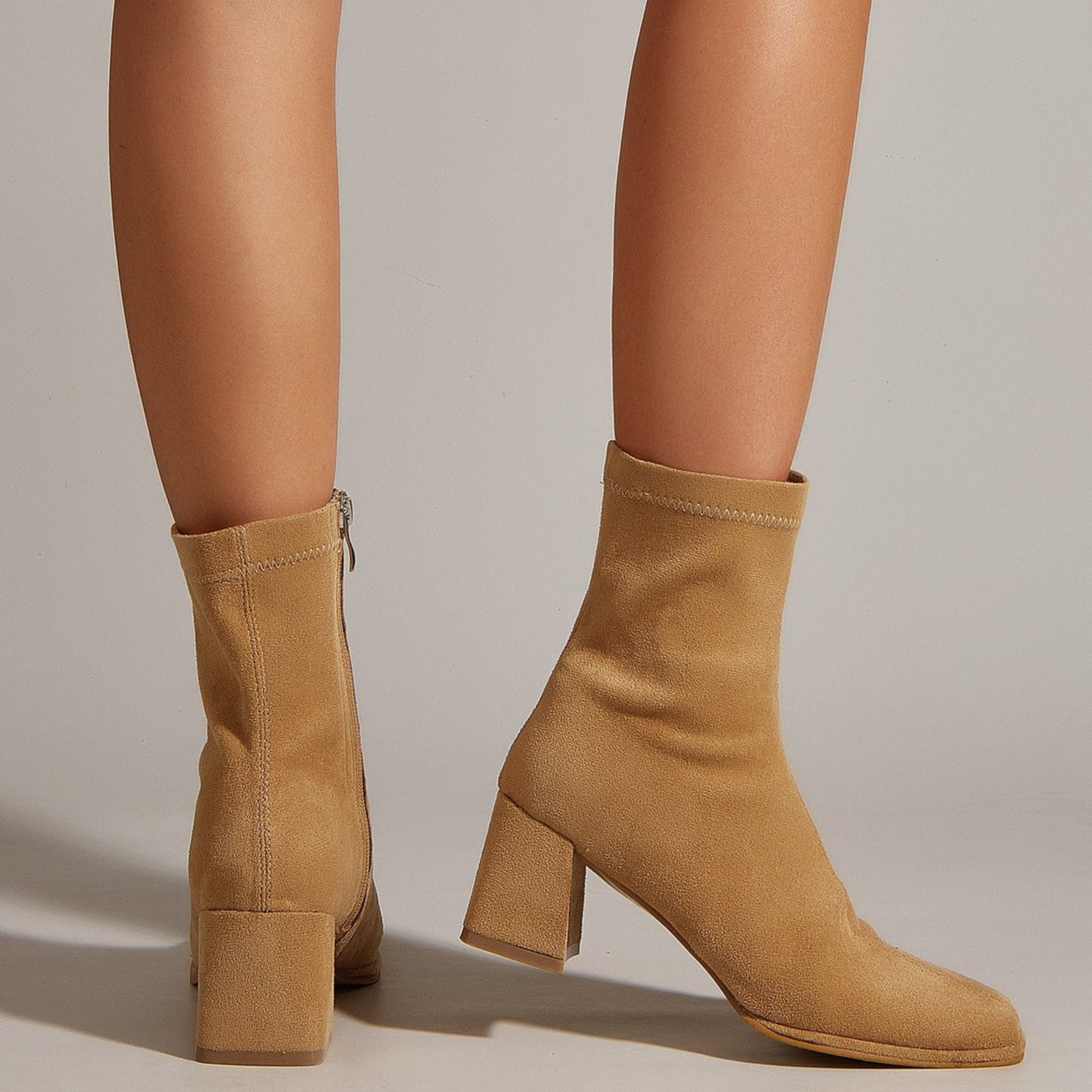 Retro Front Lace-up Square Heel Boots Newgew