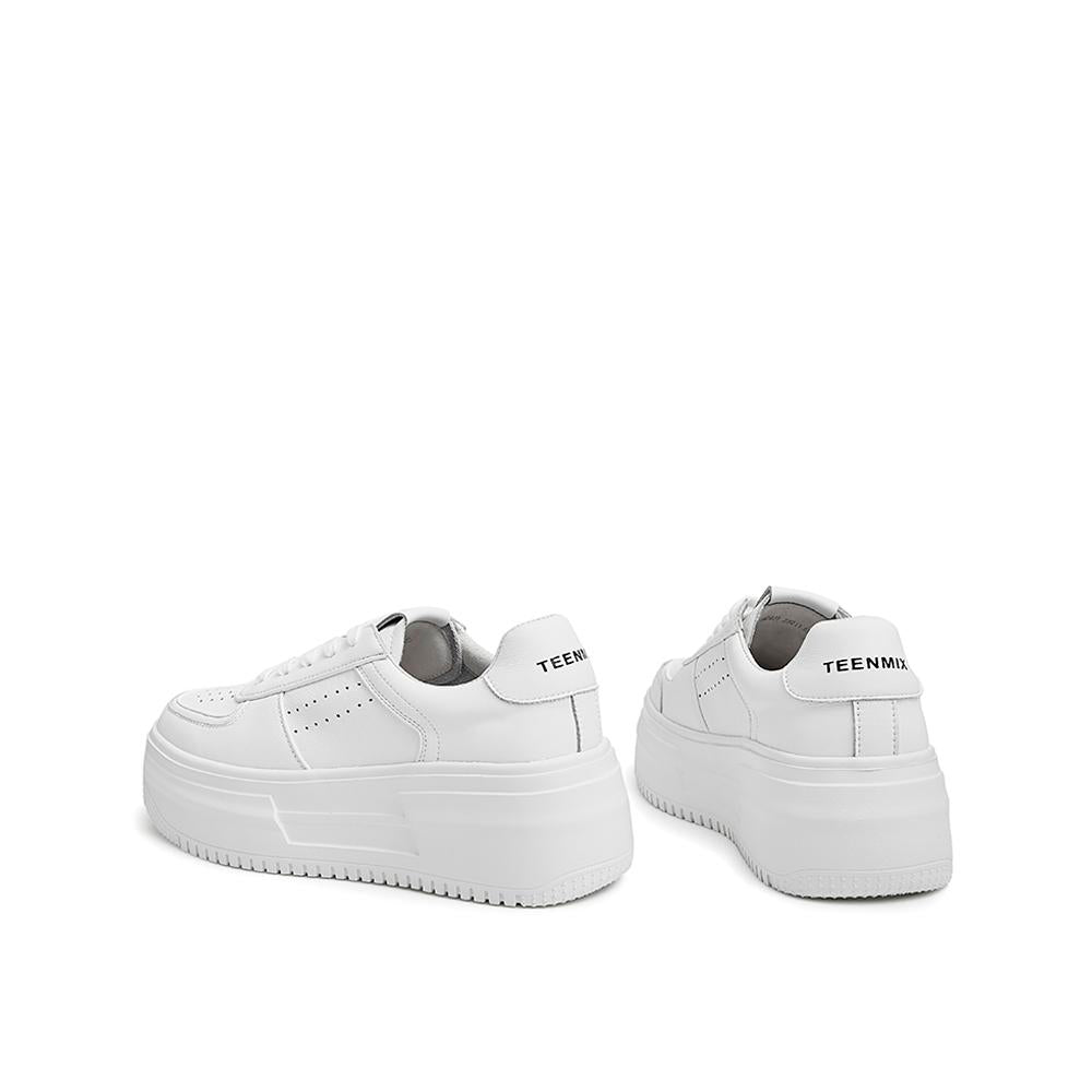 White Casual Sneakers Newgew
