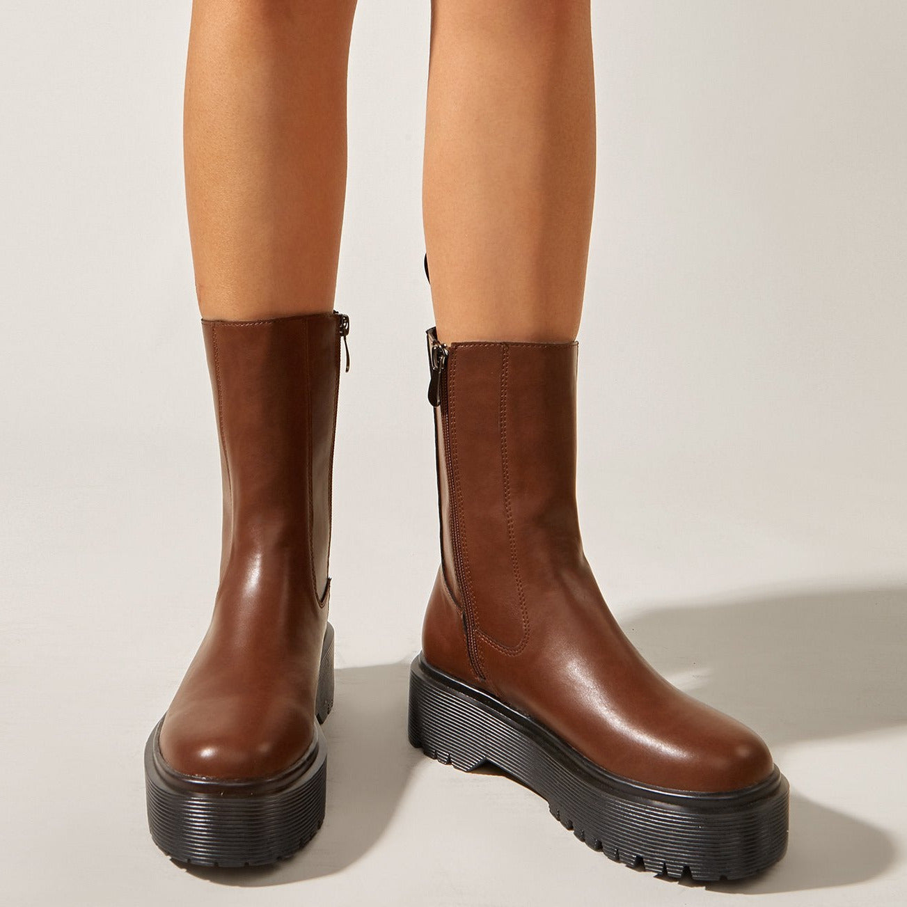 Thick-soled British Style Chelsea Boots Newgew