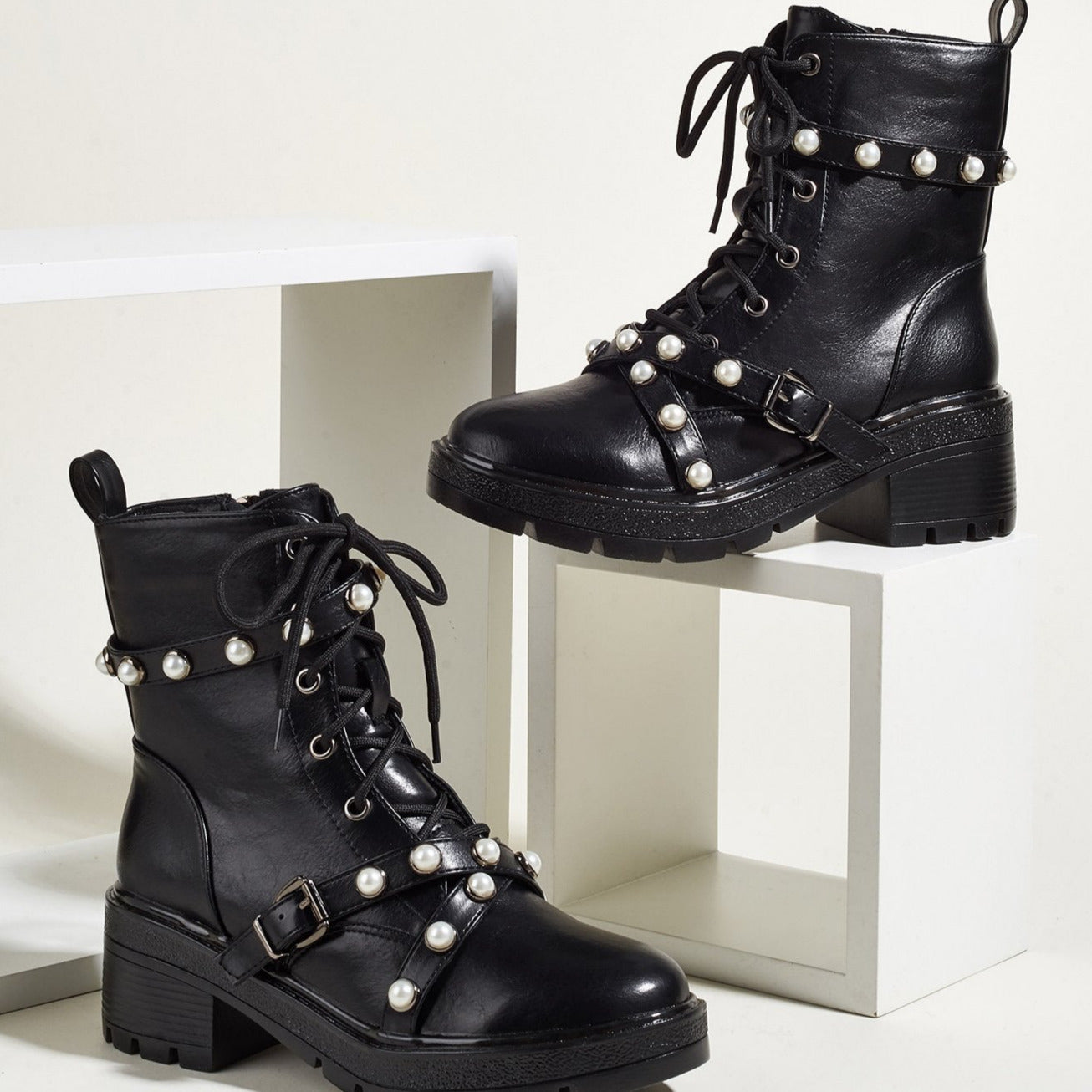 British Style Thick Heel Pearl Boots Newgew