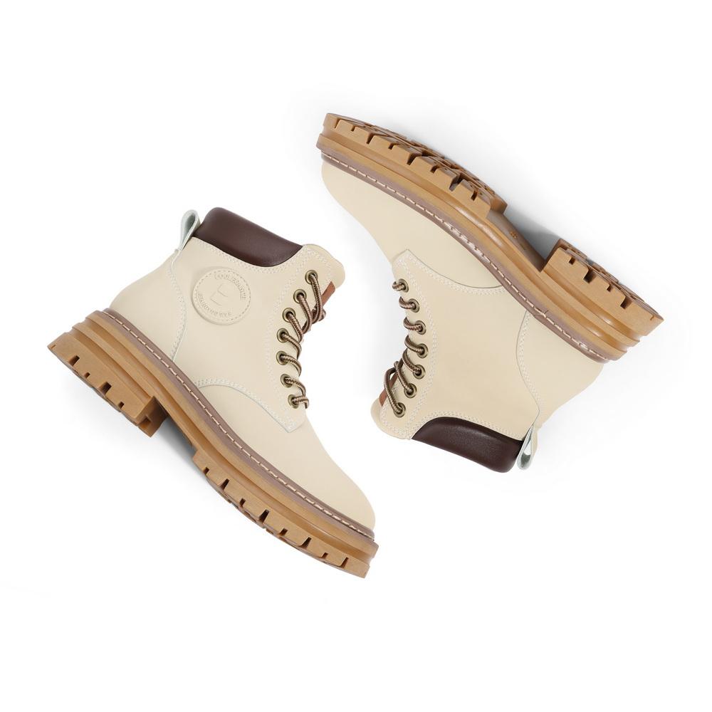 Lace up Studed Boots Newgew