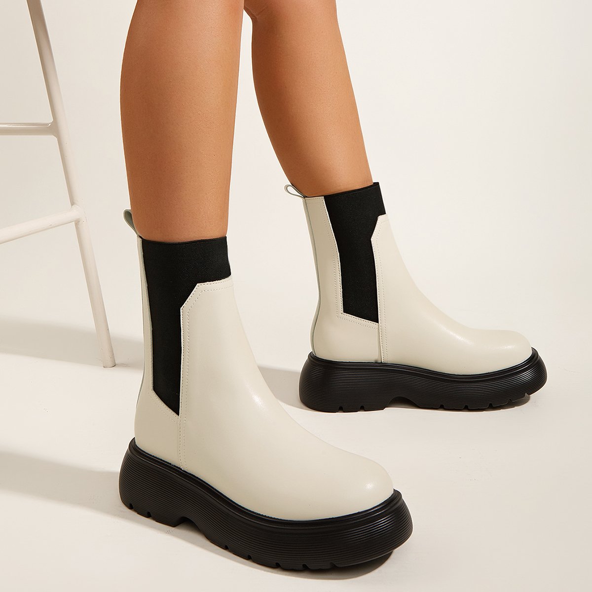 Thick-soled British Style Martin Boots Newgew