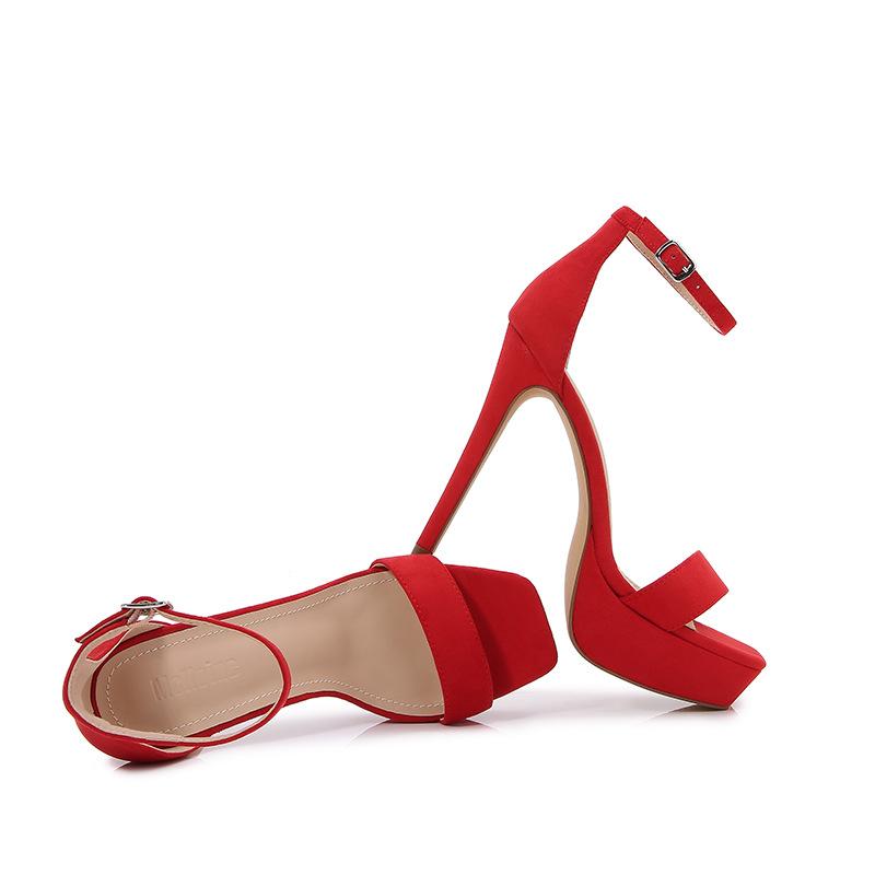 Solid Color One-way band Sandals Newgew