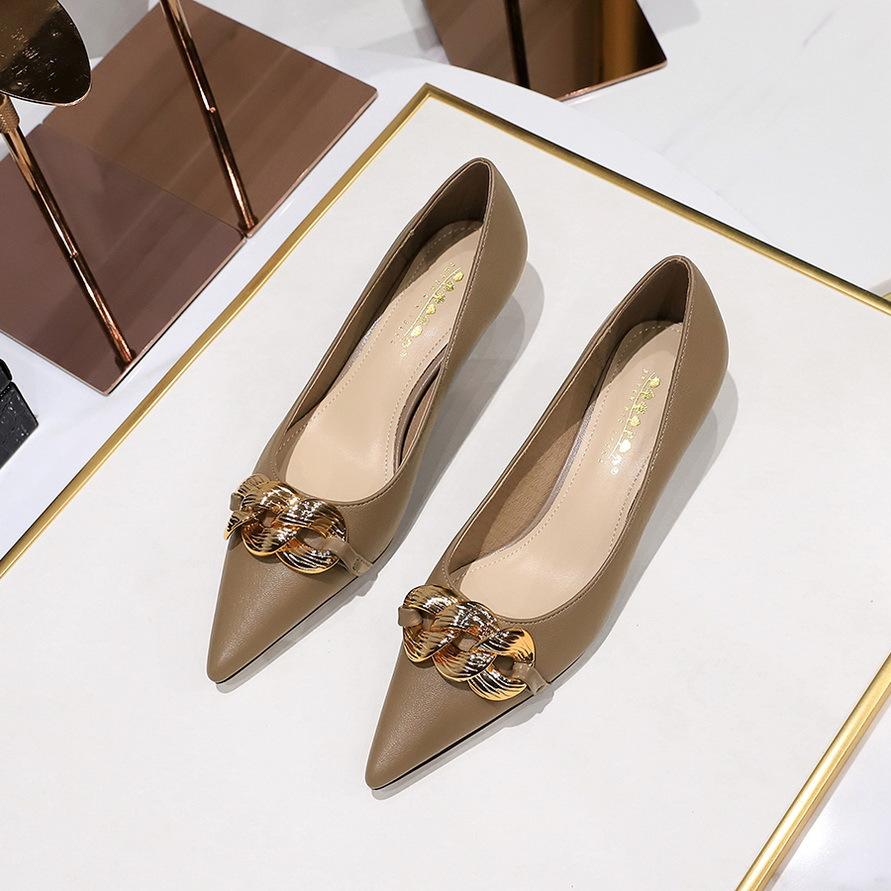 Chain Decor Pyramid Heeled Pumps Newgew