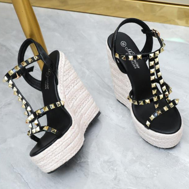 Studded Wedge Sandals Newgew