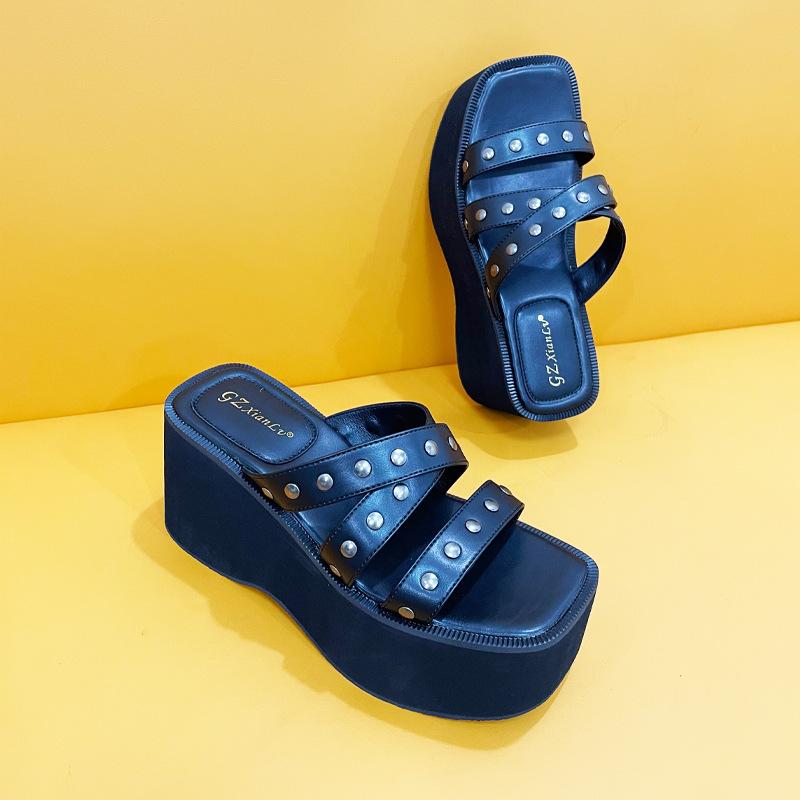 Rivet Elements Thick Soled Sandals Newgew