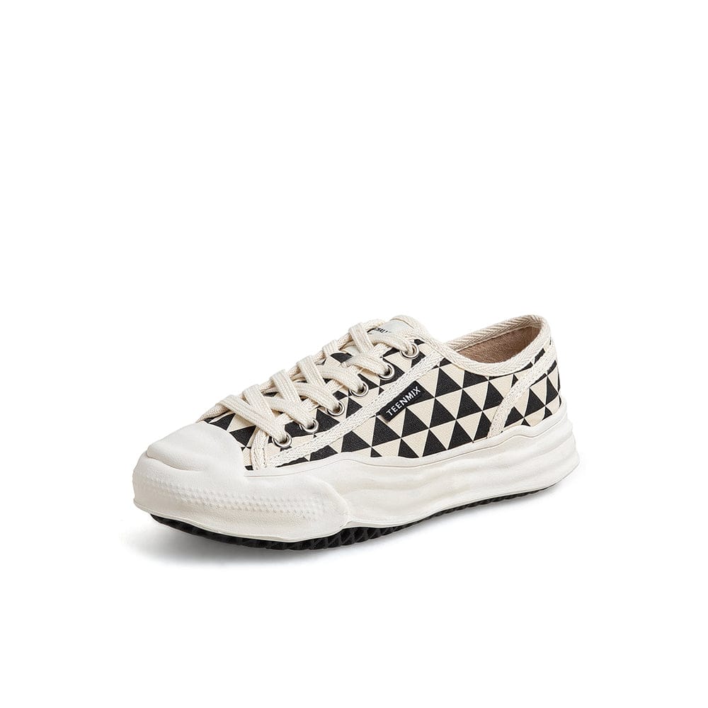 Minimalist Lace-up Front Canvas Shoes Newgew