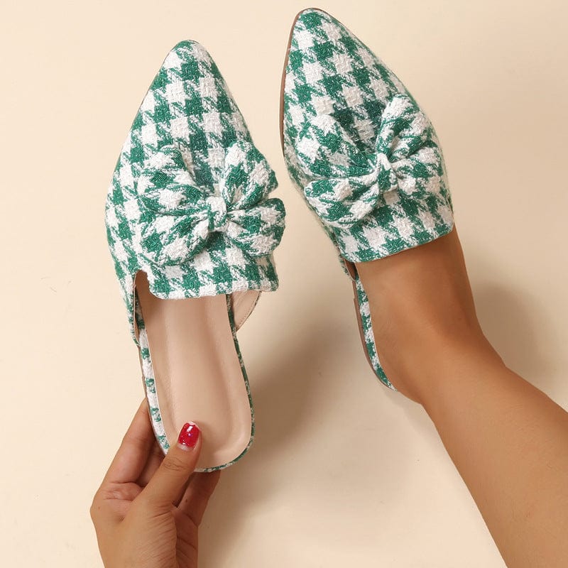Pointed Bow checkerboard Mules Newgew