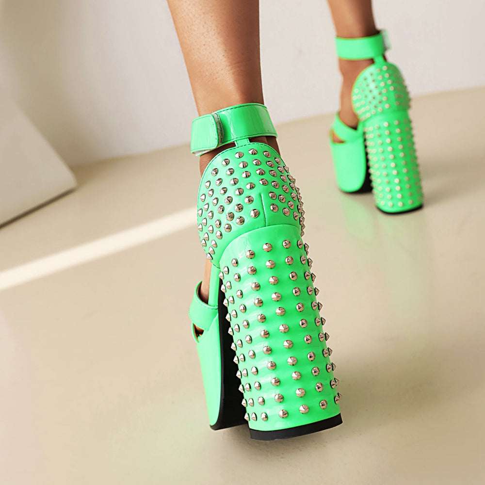 Elizabeth Platform Chunky Heel Studded Plaid Sandals NEW GEW