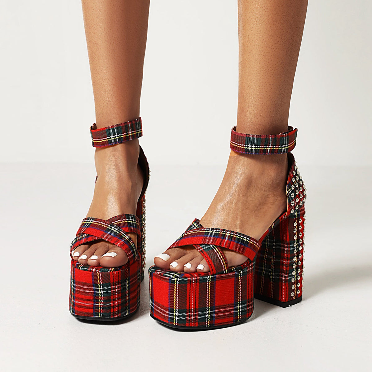 Elizabeth Platform Chunky Heel Studded Plaid Sandals NEW GEW
