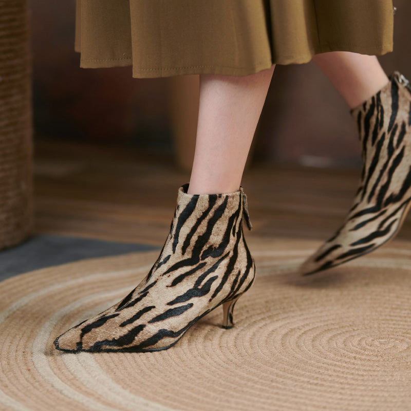 Izzy Fur Lined Leopard Print Ankle Boots newgew