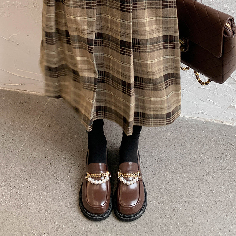 Eliana Genuine Leather Loafers with Chain and Pearl NEW GEW