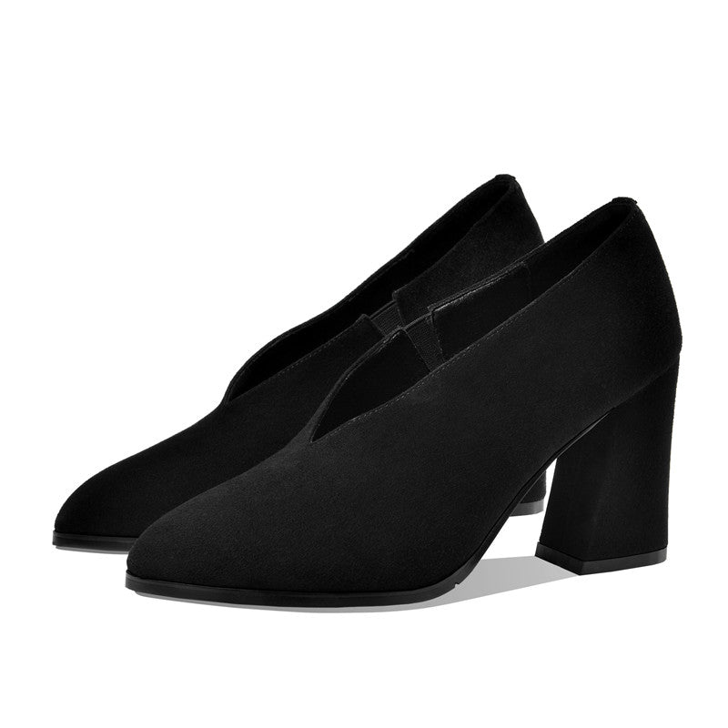 Rachael V Cut High Chunky Heel Pumps Newgew