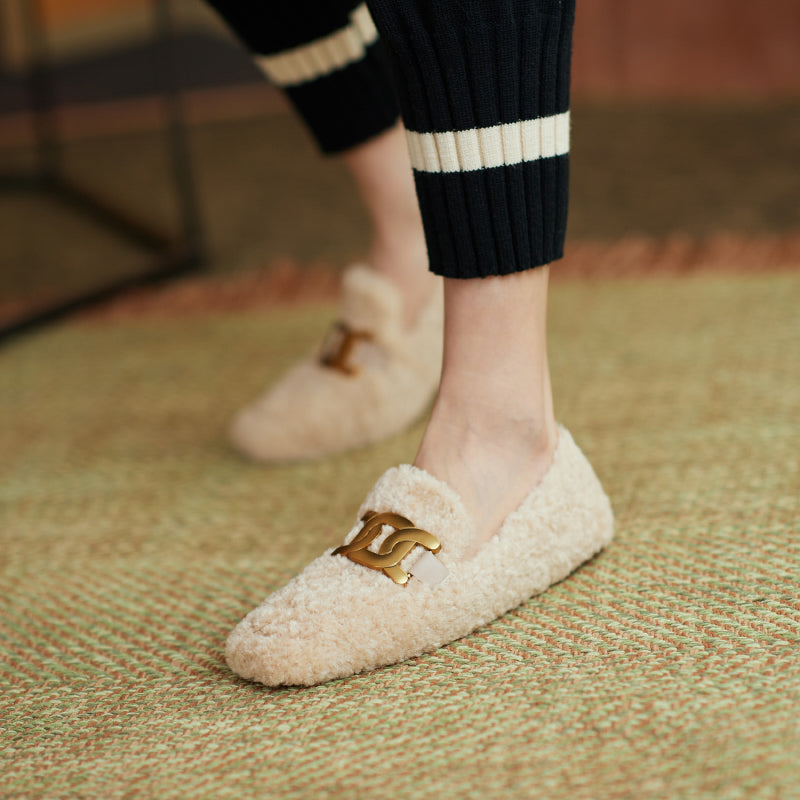 Zaynab Wool Loafers with Chain Newgew