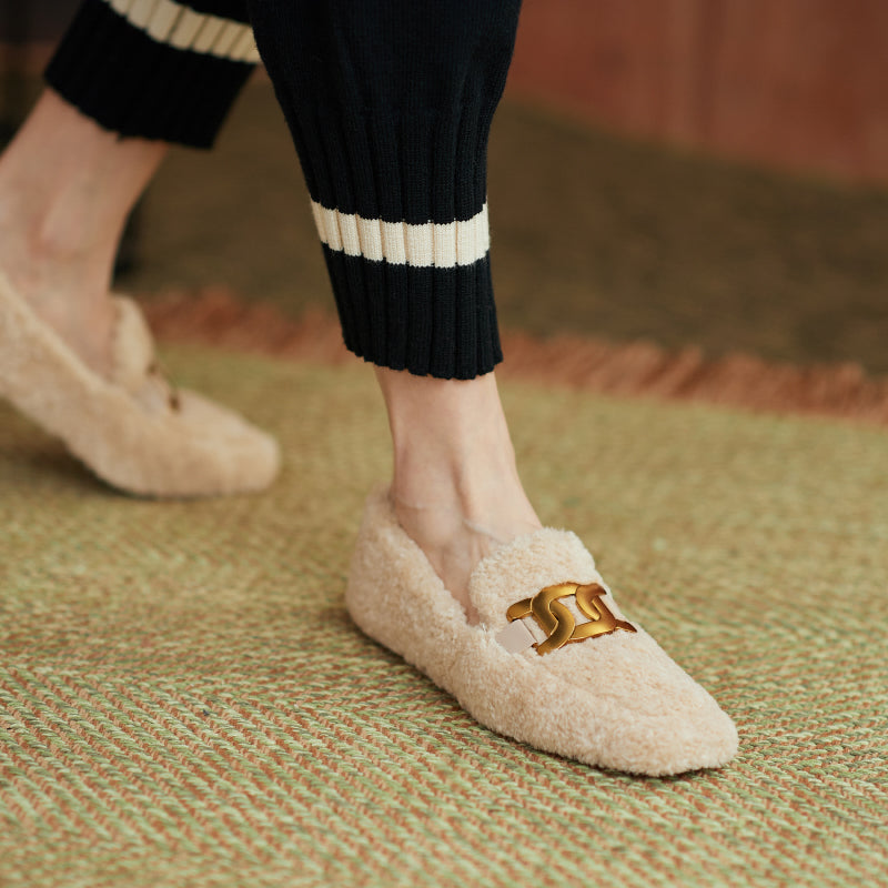 Zaynab Wool Loafers with Chain Newgew